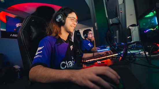 福州电竞女将出征亚洲电子体育运动会展现风采